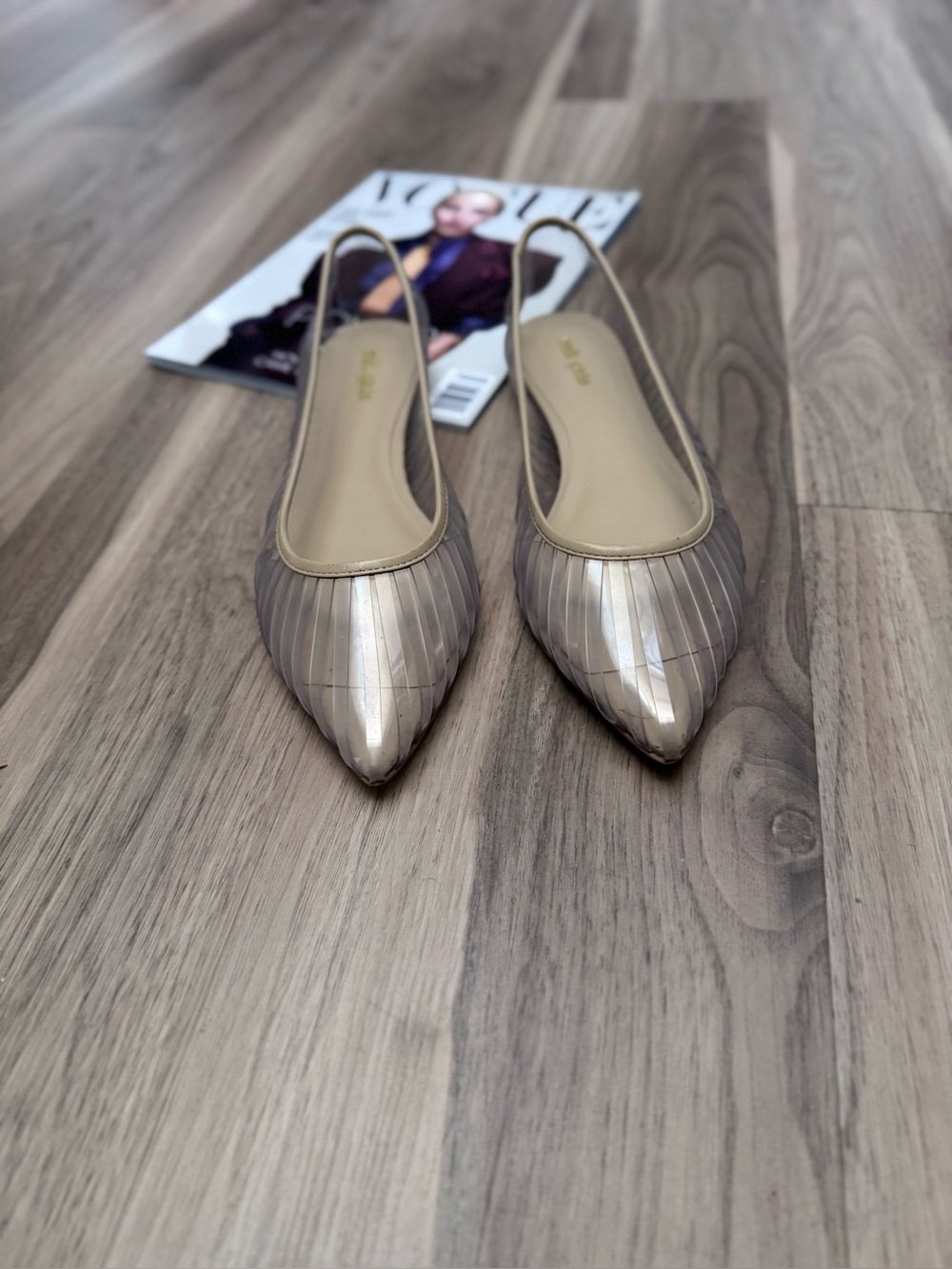 CULT Gaia Leena pointed toe transparent vinyl cage flats-clear
Size EU 41 USA 11